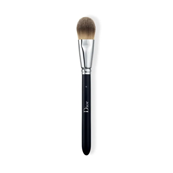Dior Backstage Light Coverage Fluid Foundation Brush N°11 - Beauty Affairs1